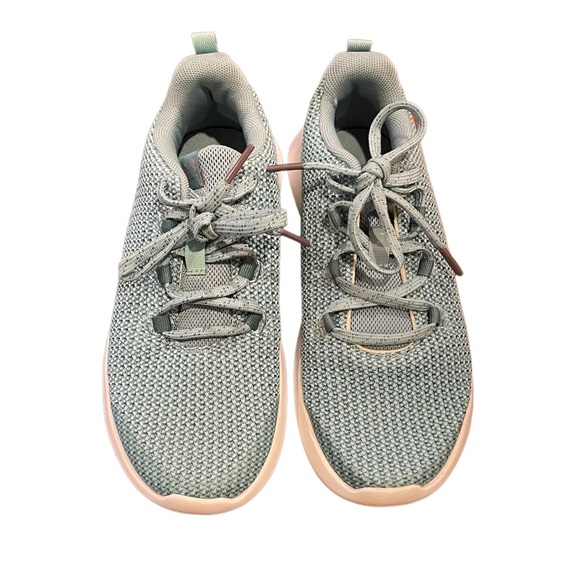 Under Armour Runners - Picture 2 of 6